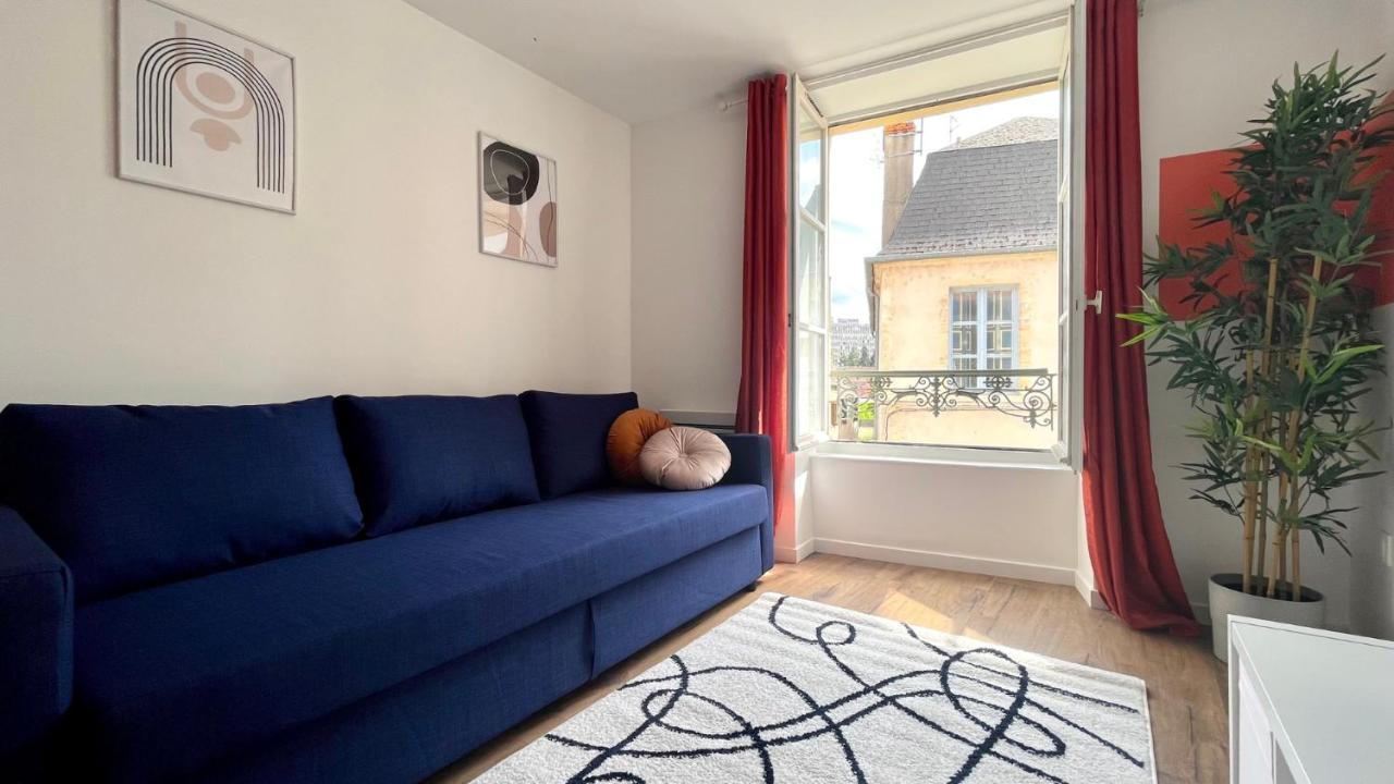 L'artiste En Duplex Apartment